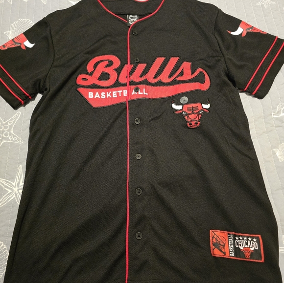 Chicago Bulls jersey - Picture 2 of 6